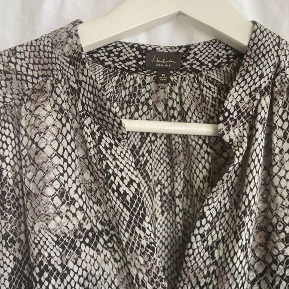 Aritzia Babaton Bennett Snake Print Silk Dress Size XS - Picture 14 of 16